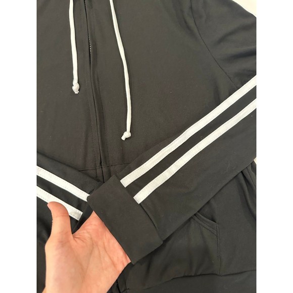 Fashion Nova Black Striped Sleeve Lightweight Cropped Hoodie - Picture 2 of 11